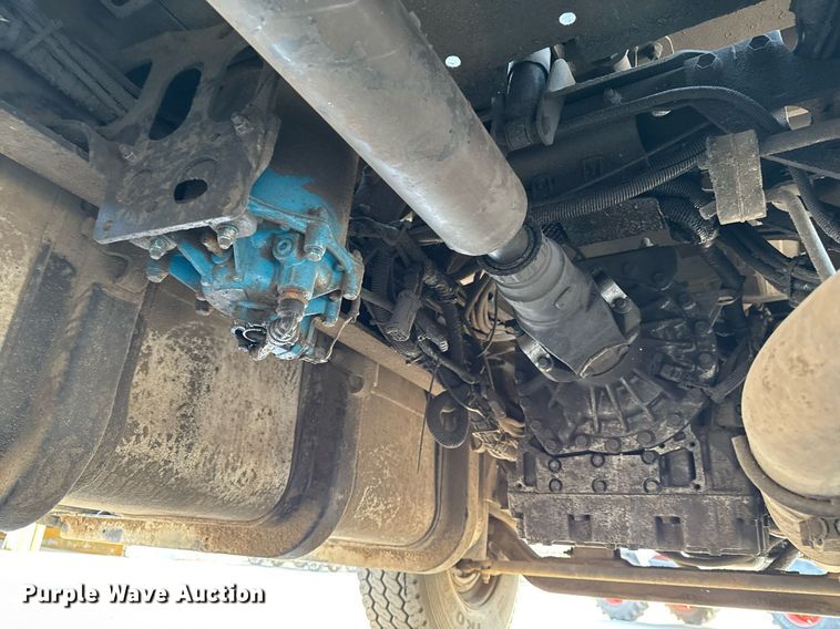 image for item DT0699 2007 International 4400 SBA hydrovac truck