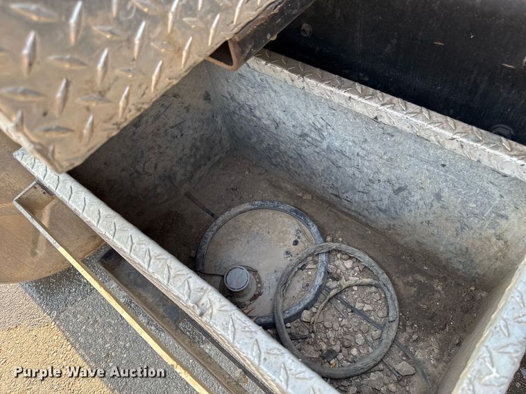 image for item DT0699 2007 International 4400 SBA hydrovac truck