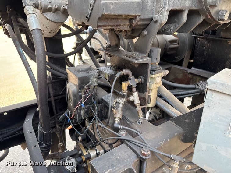 image for item DT0699 2007 International 4400 SBA hydrovac truck