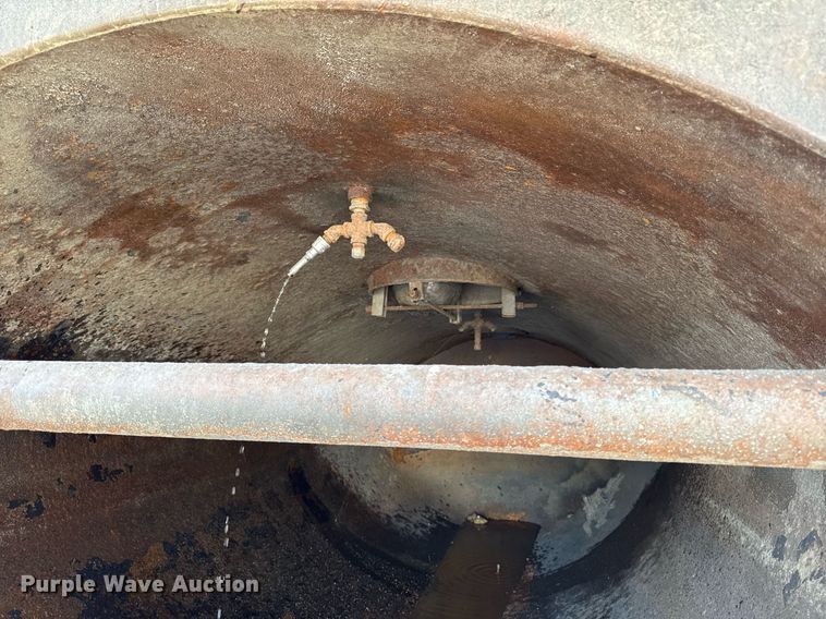 image for item DT0699 2007 International 4400 SBA hydrovac truck