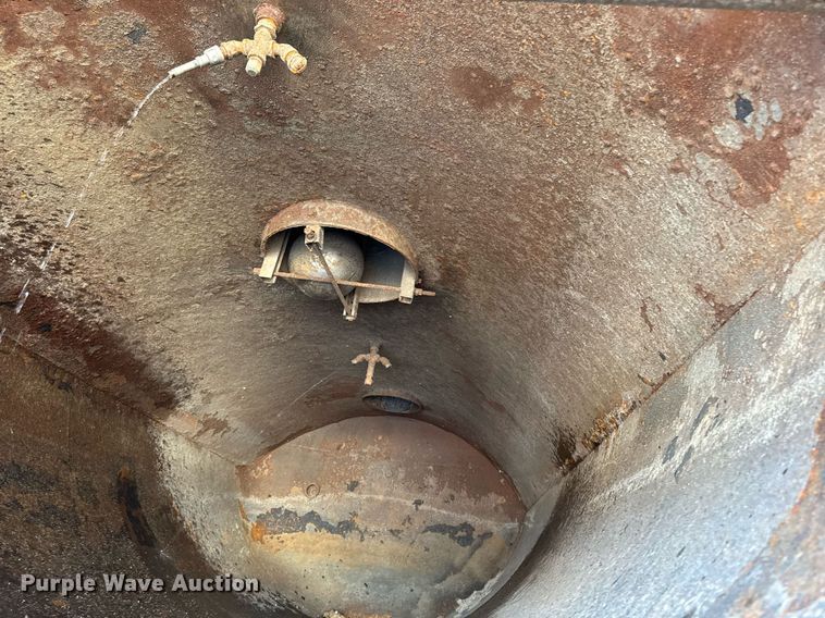 image for item DT0699 2007 International 4400 SBA hydrovac truck