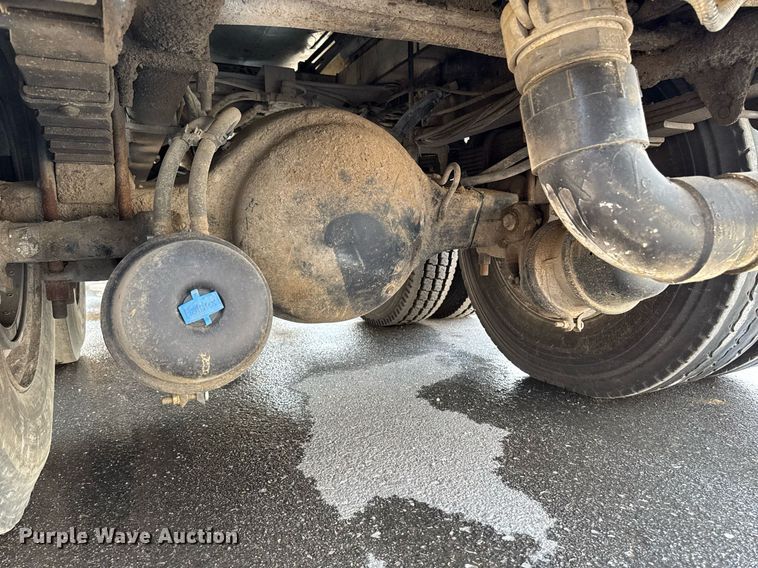 image for item DT0699 2007 International 4400 SBA hydrovac truck