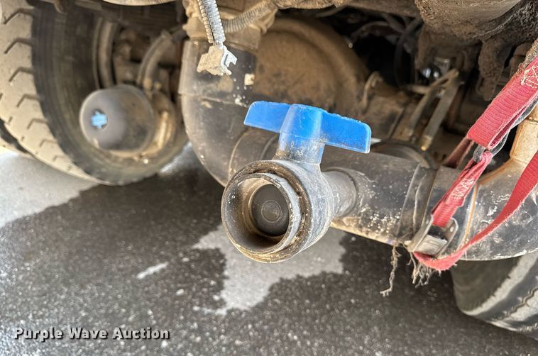 image for item DT0699 2007 International 4400 SBA hydrovac truck