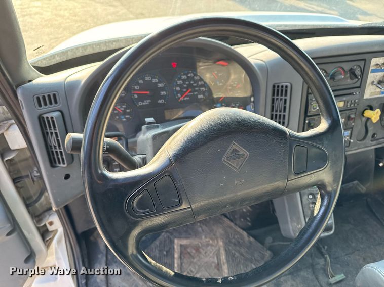 image for item DT0699 2007 International 4400 SBA hydrovac truck