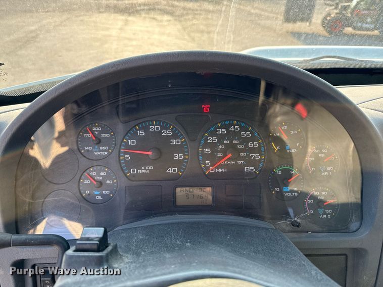 image for item DT0699 2007 International 4400 SBA hydrovac truck