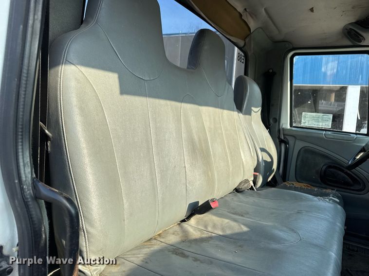 image for item DT0699 2007 International 4400 SBA hydrovac truck