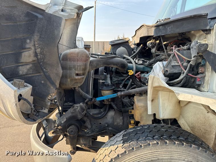 image for item DT0699 2007 International 4400 SBA hydrovac truck