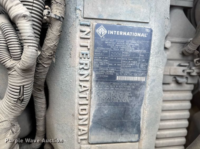 image for item DT0699 2007 International 4400 SBA hydrovac truck