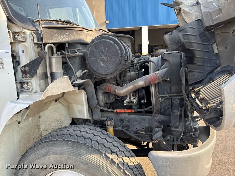 image for item DT0699 2007 International 4400 SBA hydrovac truck