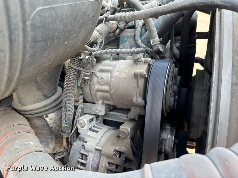 image for item DT0699 2007 International 4400 SBA hydrovac truck