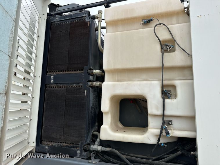 image for item DT2004 2005 GMC T7500 street sweeper truck