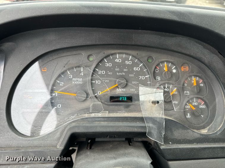 image for item DT2004 2005 GMC T7500 street sweeper truck