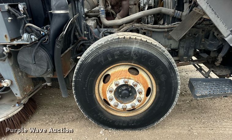 image for item DT2004 2005 GMC T7500 street sweeper truck