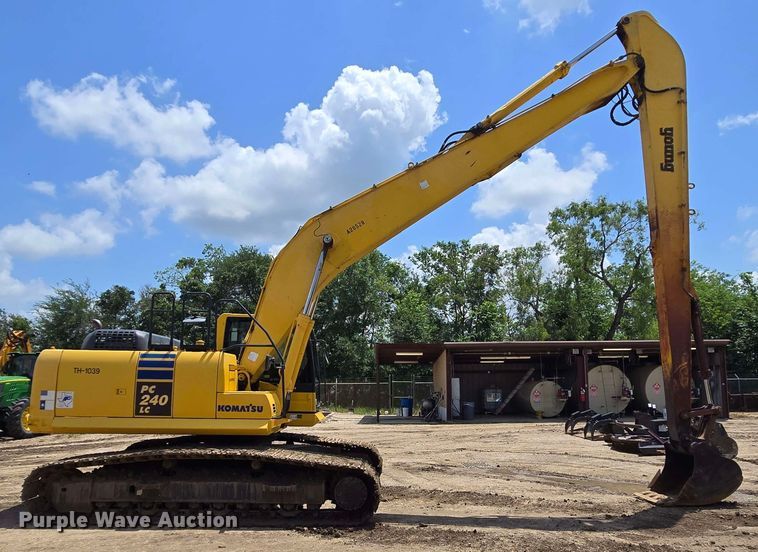 image for item DT4830 2015 Komatsu PC240LC-10 long reach excavator