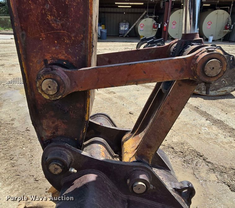 image for item DT4830 2015 Komatsu PC240LC-10 long reach excavator