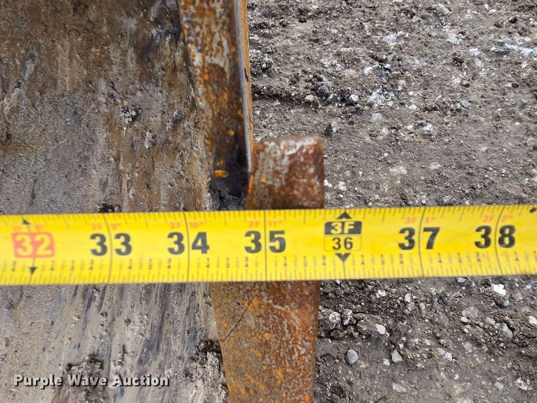 image for item DT4830 2015 Komatsu PC240LC-10 long reach excavator