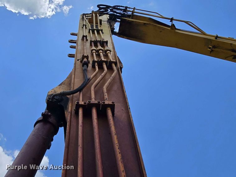 image for item DT4830 2015 Komatsu PC240LC-10 long reach excavator