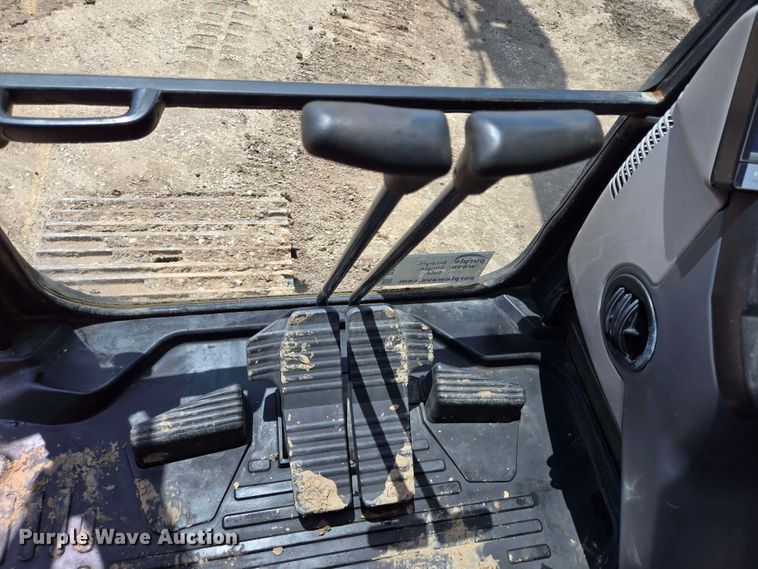 image for item DT4830 2015 Komatsu PC240LC-10 long reach excavator