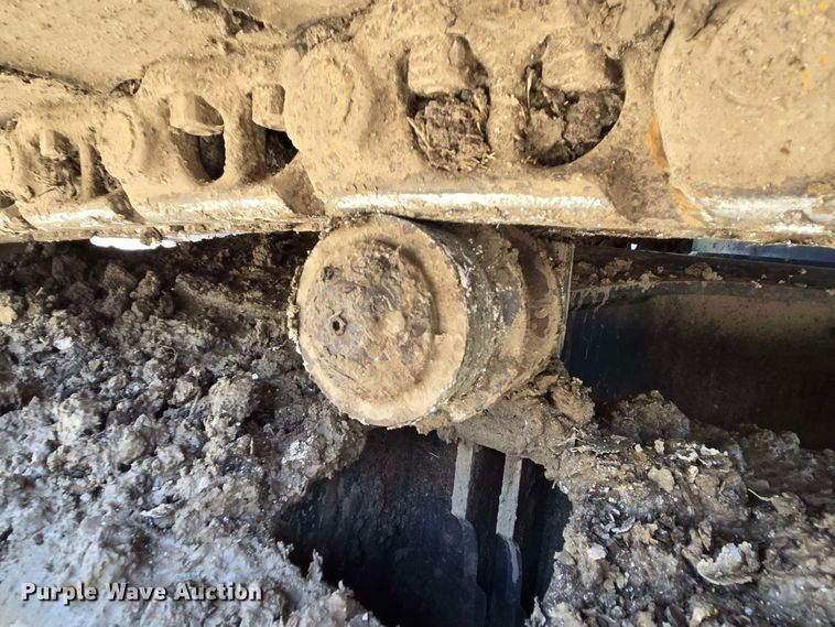 image for item DT4830 2015 Komatsu PC240LC-10 long reach excavator