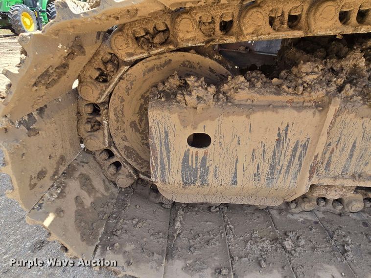 image for item DT4830 2015 Komatsu PC240LC-10 long reach excavator