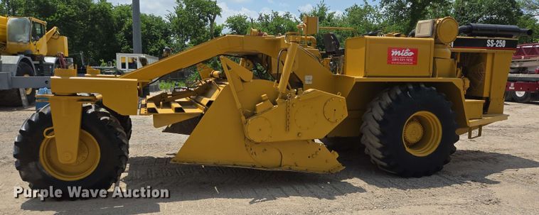 image for item DT4849 1990 Caterpillar SS-250 reclaimer