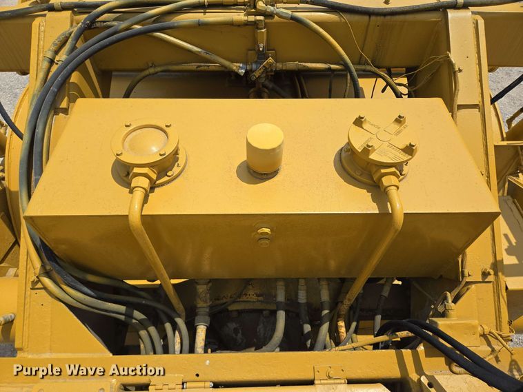 image for item DT4849 1990 Caterpillar SS-250 reclaimer