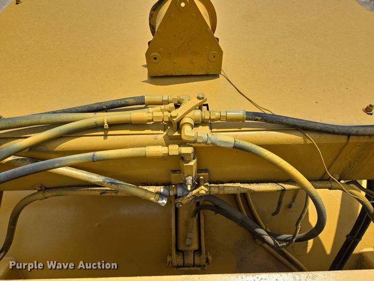 image for item DT4849 1990 Caterpillar SS-250 reclaimer