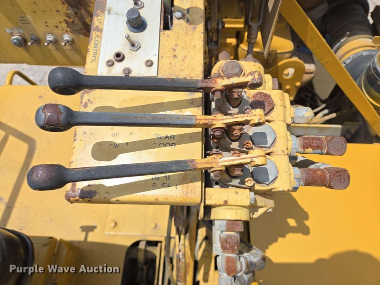 image for item DT4849 1990 Caterpillar SS-250 reclaimer