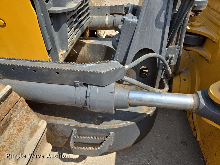 image for item DT4851 2019 John Deere 750K LGP dozer