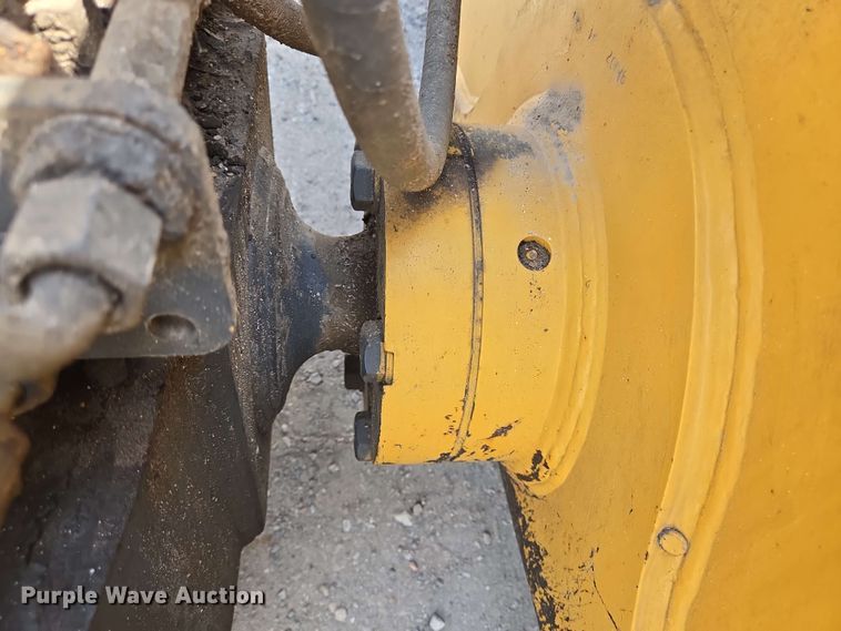 image for item DT4851 2019 John Deere 750K LGP dozer