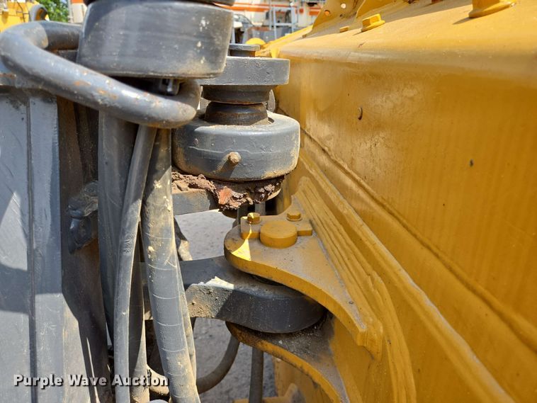 image for item DT4851 2019 John Deere 750K LGP dozer