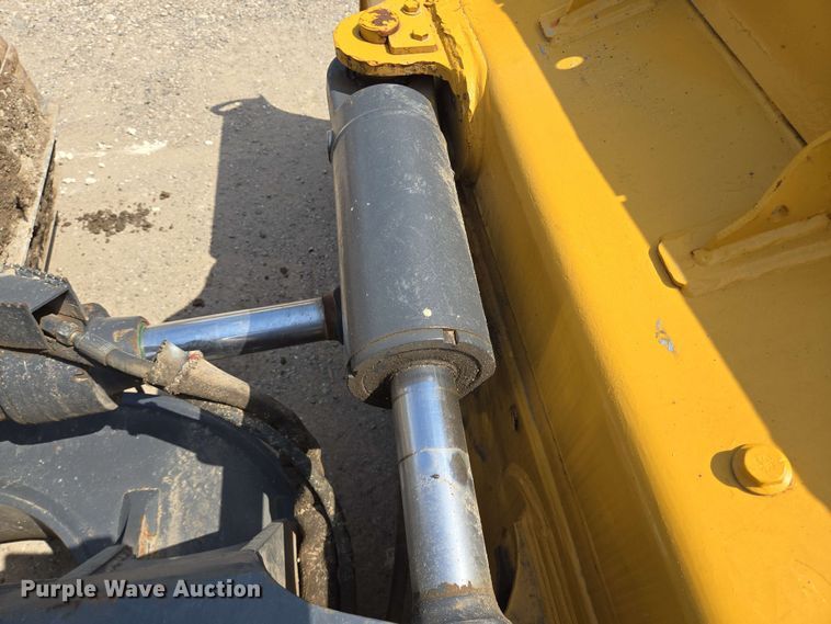 image for item DT4851 2019 John Deere 750K LGP dozer