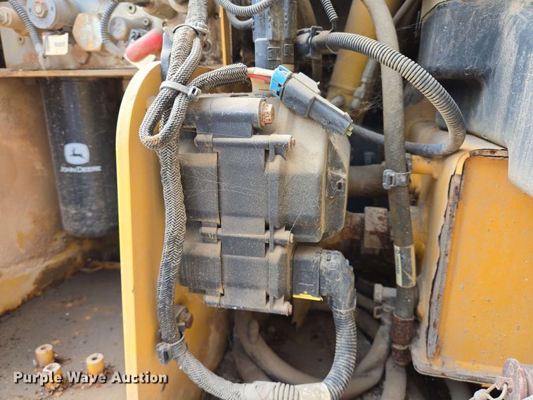 image for item DT4851 2019 John Deere 750K LGP dozer