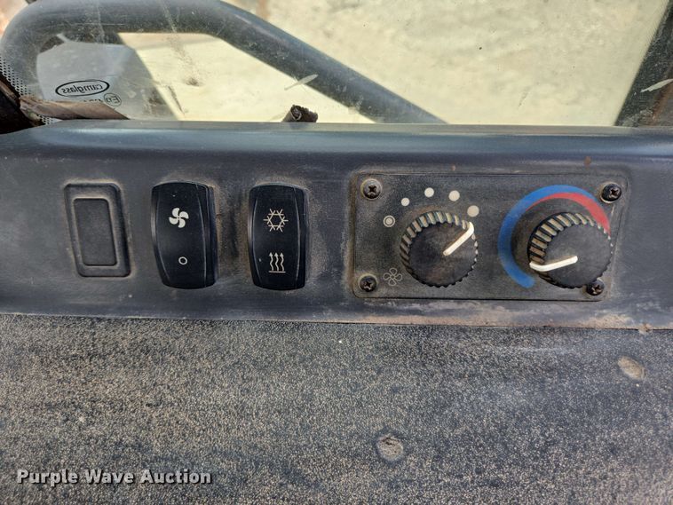 image for item DT4851 2019 John Deere 750K LGP dozer