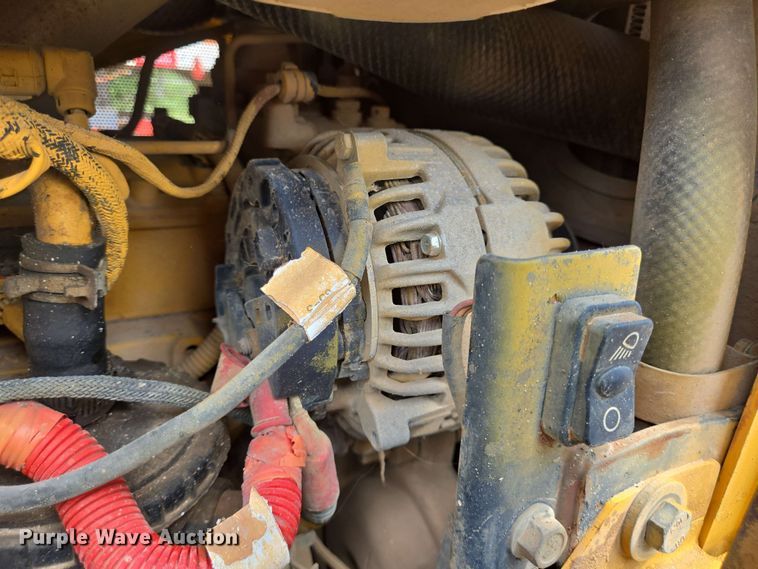 image for item DT4851 2019 John Deere 750K LGP dozer