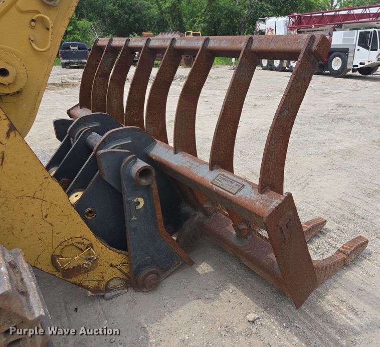 image for item DT4852 1999 Caterpillar 973 LGP track loader