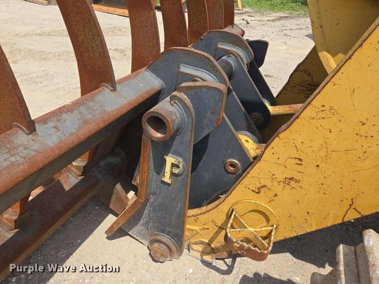 image for item DT4852 1999 Caterpillar 973 LGP track loader