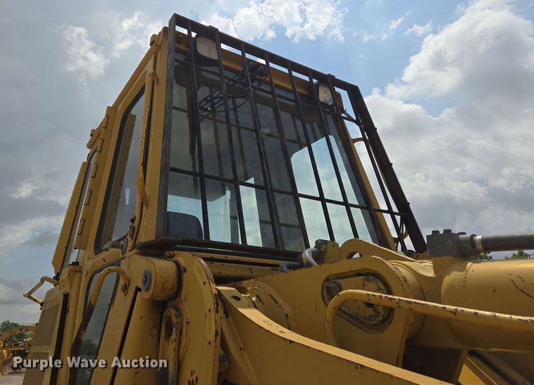 image for item DT4852 1999 Caterpillar 973 LGP track loader