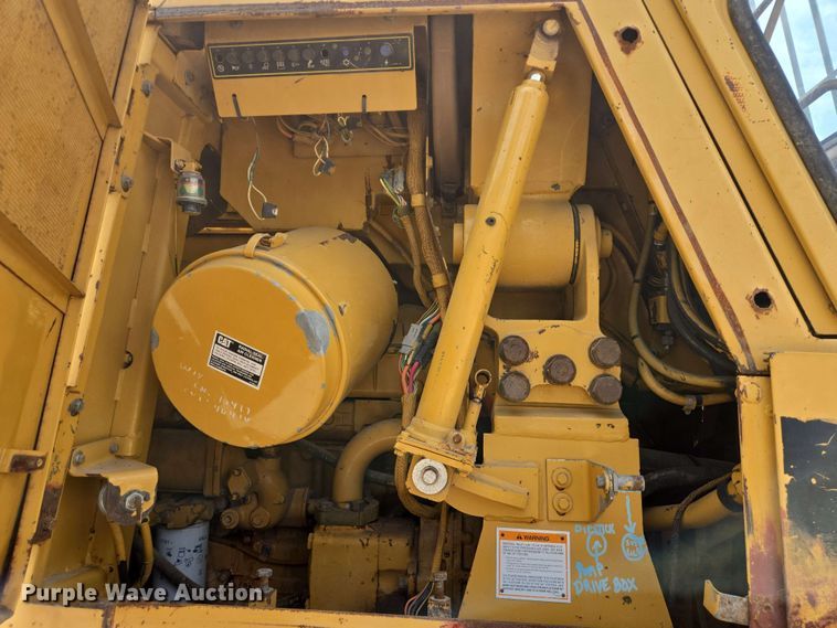 image for item DT4852 1999 Caterpillar 973 LGP track loader
