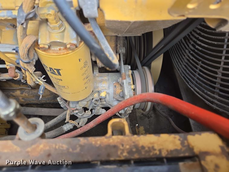 image for item DT4852 1999 Caterpillar 973 LGP track loader