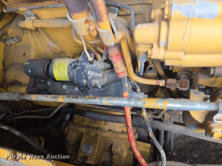 image for item DT4852 1999 Caterpillar 973 LGP track loader