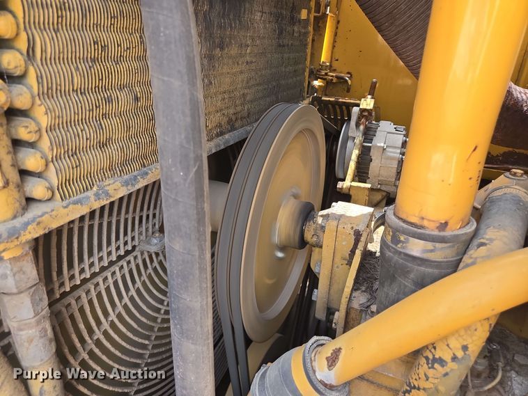 image for item DT4852 1999 Caterpillar 973 LGP track loader