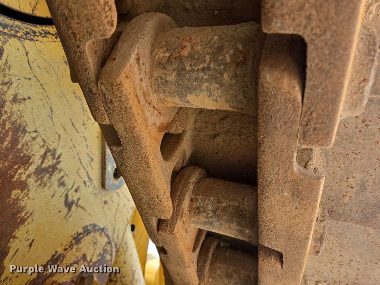 image for item DT4852 1999 Caterpillar 973 LGP track loader