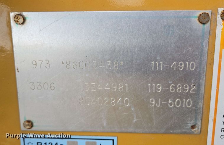 image for item DT4852 1999 Caterpillar 973 LGP track loader