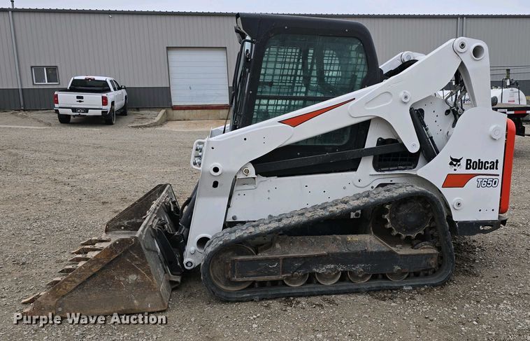 image for item DT6806 2018 Bobcat T650 tracked skid steer loader