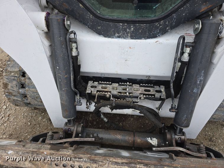 image for item DT6806 2018 Bobcat T650 tracked skid steer loader