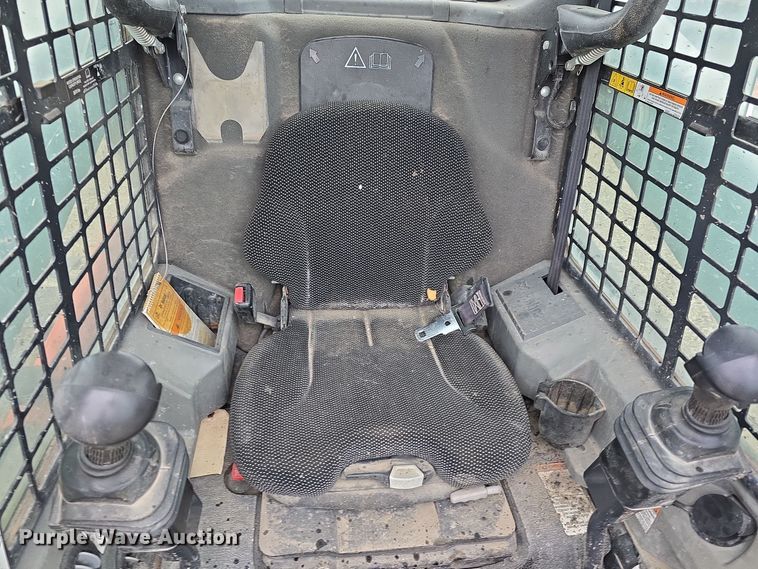 image for item DT6806 2018 Bobcat T650 tracked skid steer loader