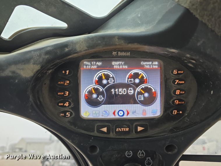 image for item DT6806 2018 Bobcat T650 tracked skid steer loader