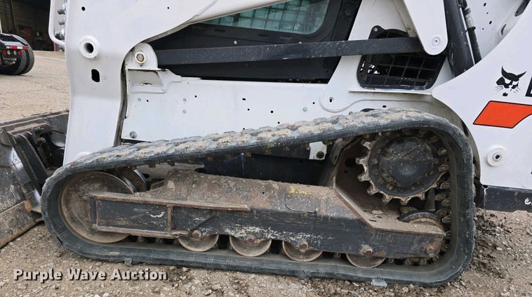 image for item DT6806 2018 Bobcat T650 tracked skid steer loader