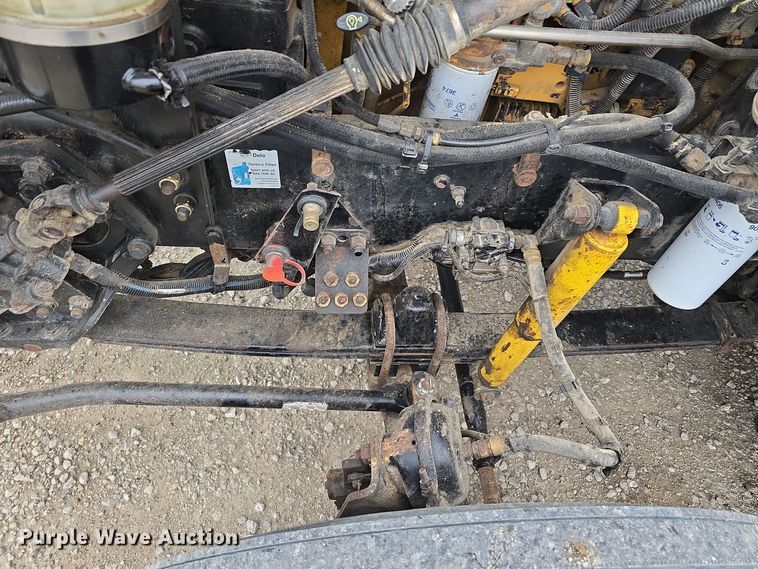 image for item DT6807 2011 Kenworth T800 semi truck